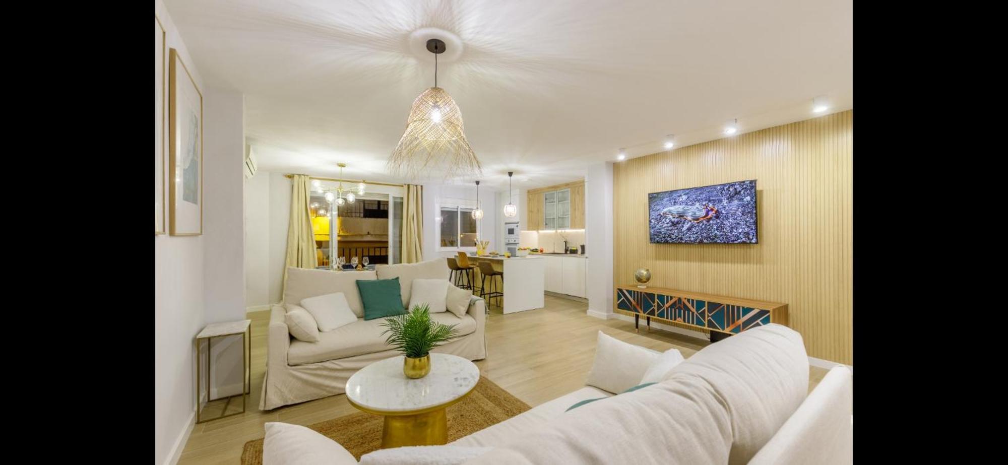 Picasso 2 Luxury Apartment Malaga Bagian luar foto