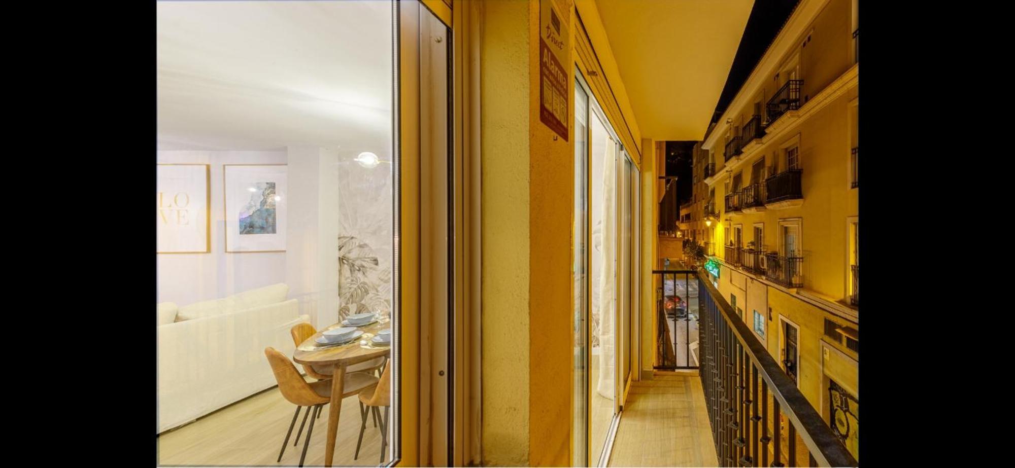 Picasso 2 Luxury Apartment Malaga Bagian luar foto